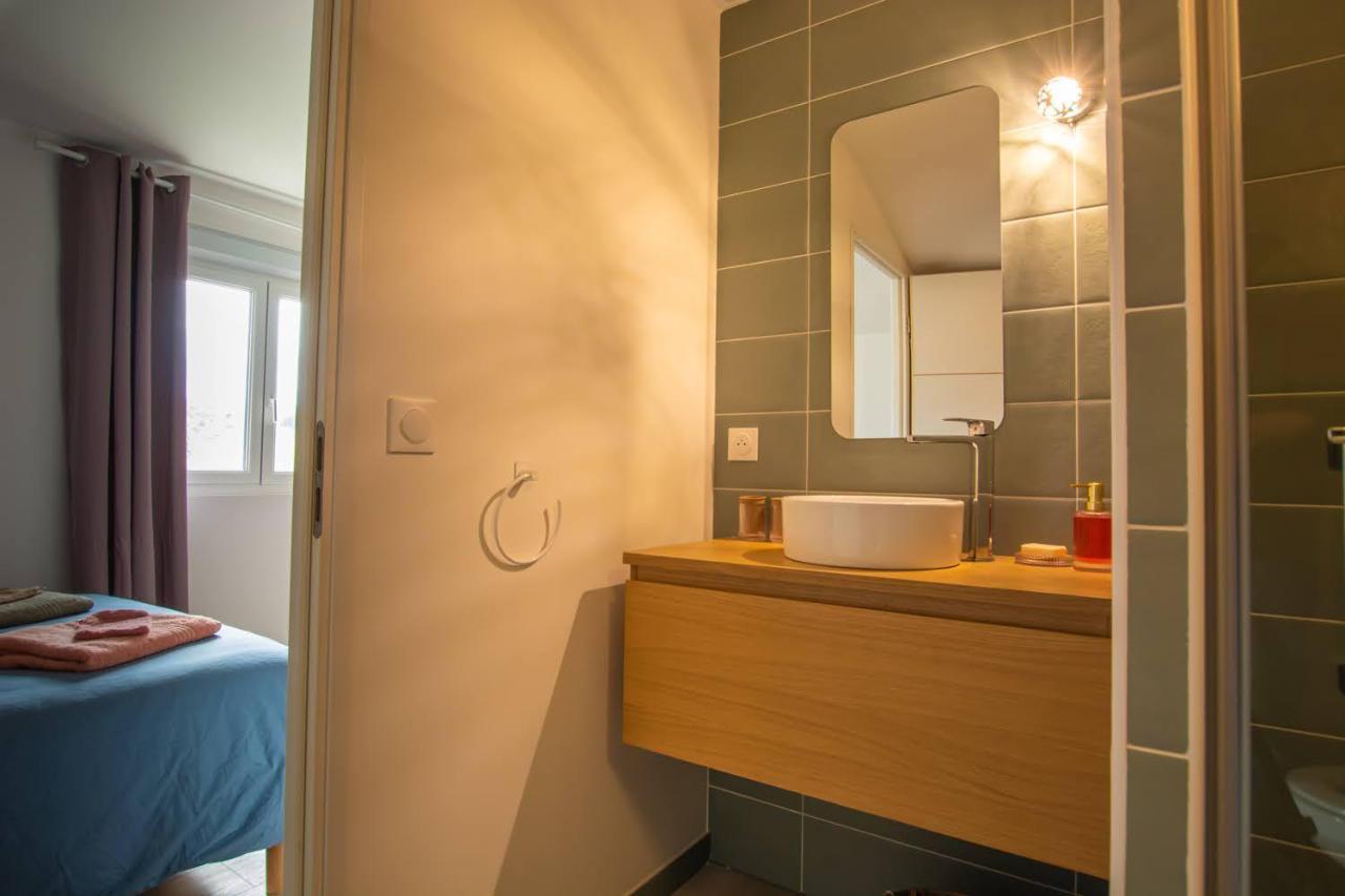 Emilie Une Nuit - 3 Chambres Au 2E Etage - Maison Avec Chats Vandieres  Εξωτερικό φωτογραφία