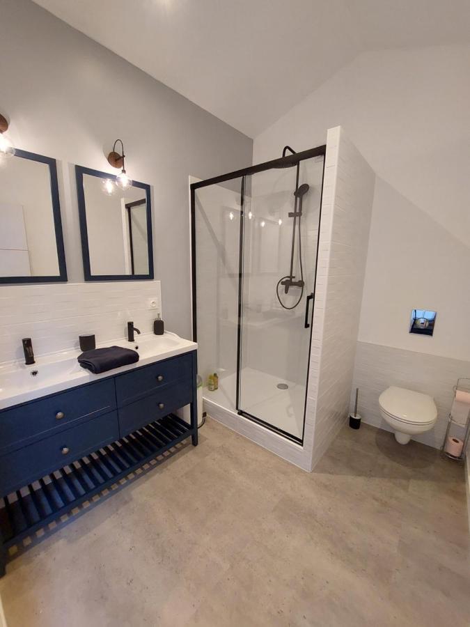 Emilie Une Nuit - 3 Chambres Au 2E Etage - Maison Avec Chats Vandieres  Εξωτερικό φωτογραφία